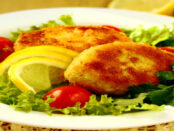 Lausitzer Fisch: Das Rezept Karpfenschnitzel mit Zitrone dürfte die Erwartungshaltung an Karpfen widersprechen