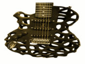 E-Gitarre per 3D-Druck - The Black Widow 3D Printed Guitar: "Diese E-Gitarre wurde mit MeshLab und 3DStudiMax designt"